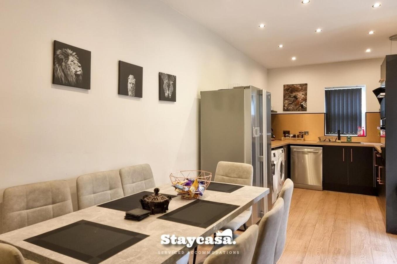 Clarence Co-Living - Private Room Self-Cater Manchester Buitenkant foto