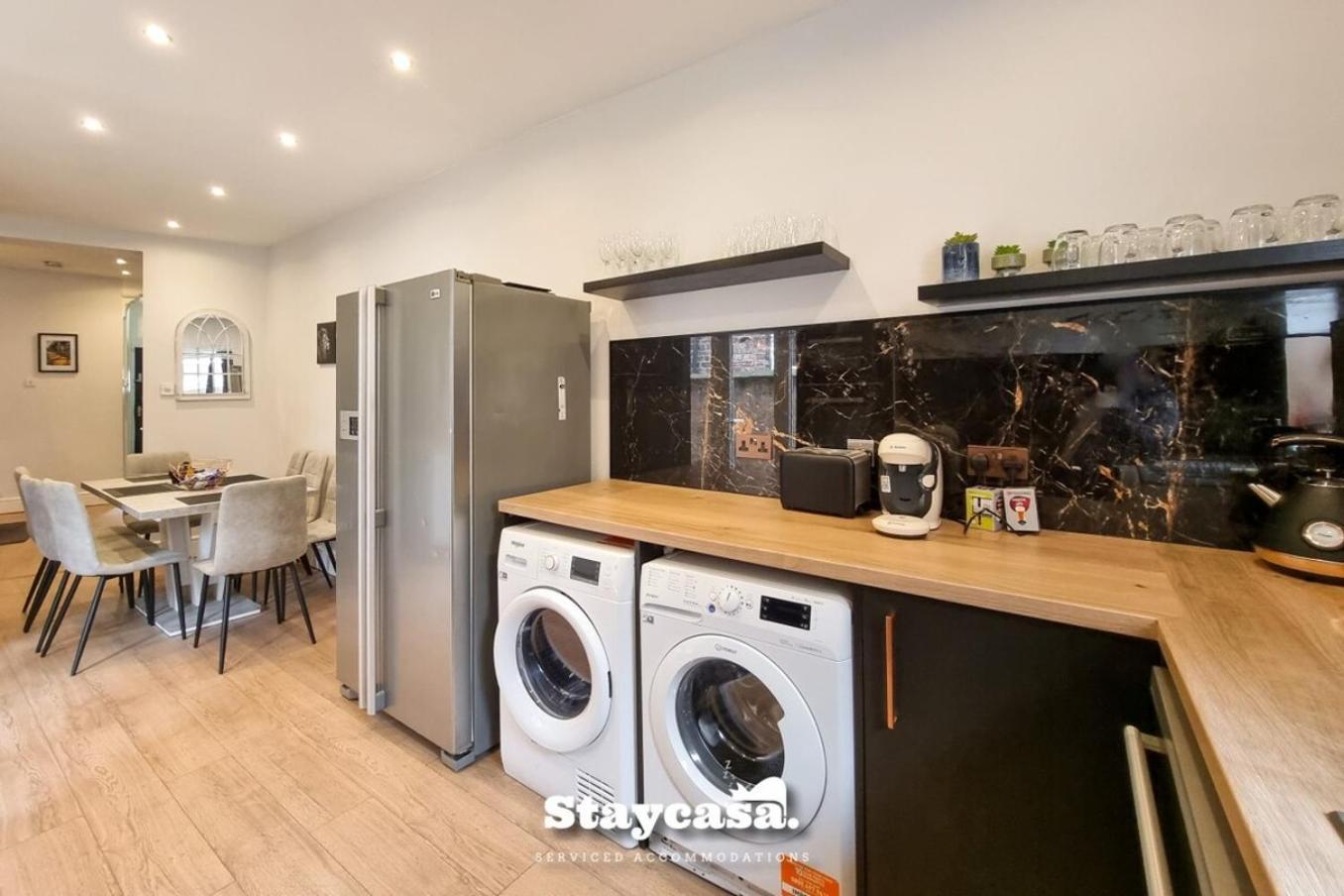 Clarence Co-Living - Private Room Self-Cater Manchester Buitenkant foto